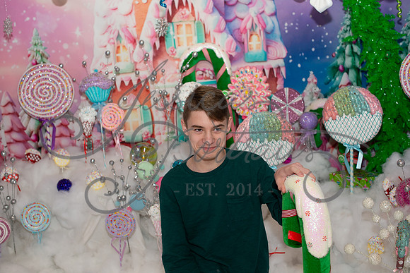 2024-11-23 Tracy Nelson Candy Wonderland_DSC_8639