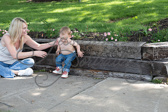2025-05-23 Wendy and Julie with Baby Max Garney park_Z63_5908