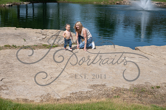 2025-05-23 Wendy and Julie with Baby Max Garney park_Z63_5949
