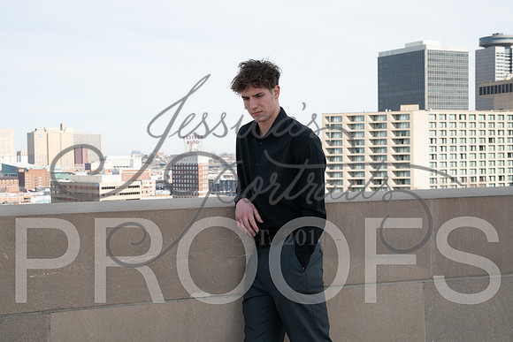 2025-02-01 Stephanie Butler Zayden's Senior Pics Downtown KC_Z63_0825