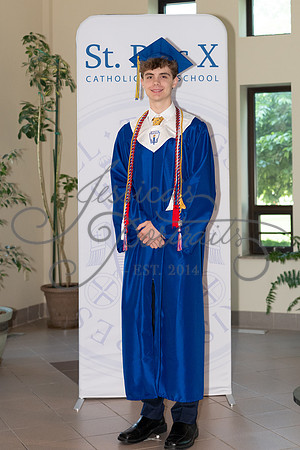 2025-05-09 Pius Graduation, Individual and GROUP at ST. THERESE_Z63_5324
