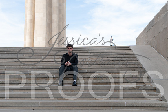 2025-02-01 Stephanie Butler Zayden's Senior Pics Downtown KC_Z63_0861
