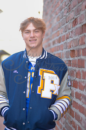 2024-11-01 Vinny Ross Senior pics Downtown Parkville__JAE3966