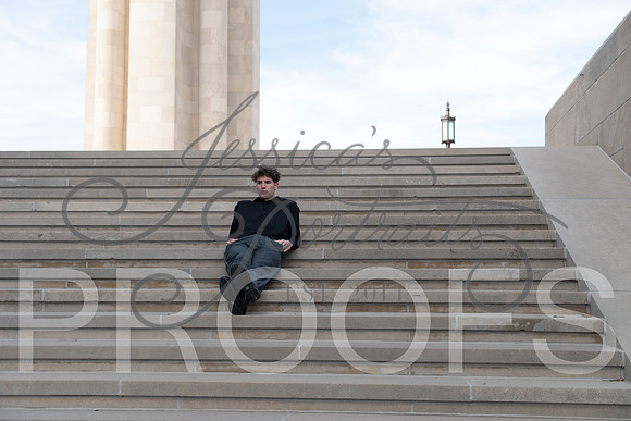 2025-02-01 Stephanie Butler Zayden's Senior Pics Downtown KC_Z63_0862