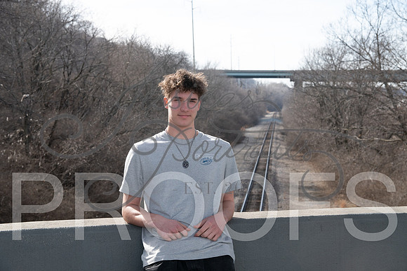 2025-02-01 Stephanie Butler Zayden's Senior Pics Downtown KC_Z63_0779