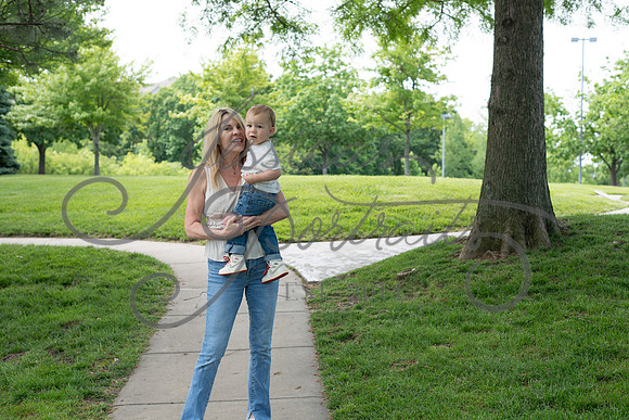 2025-05-23 Wendy and Julie with Baby Max Garney park_Z63_5764