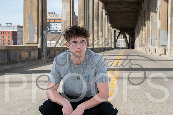 2025-02-01 Stephanie Butler Zayden's Senior Pics Downtown KC_Z63_0772