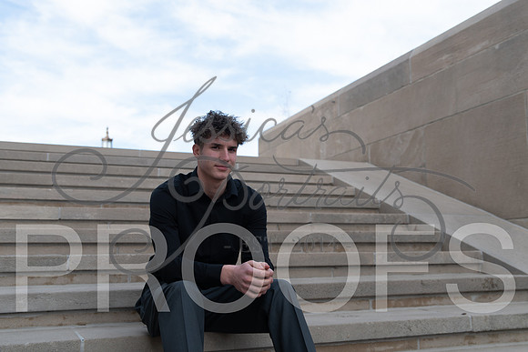 2025-02-01 Stephanie Butler Zayden's Senior Pics Downtown KC_Z63_0873