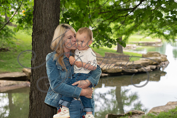 2025-05-23 Wendy and Julie with Baby Max Garney park_Z63_5622
