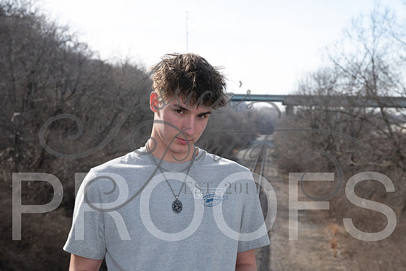 2025-02-01 Stephanie Butler Zayden's Senior Pics Downtown KC_Z63_0783