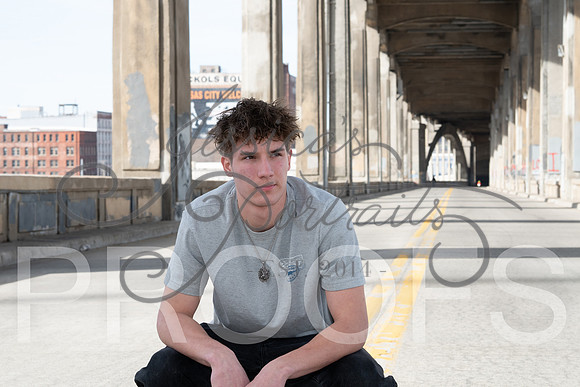 2025-02-01 Stephanie Butler Zayden's Senior Pics Downtown KC_Z63_0773