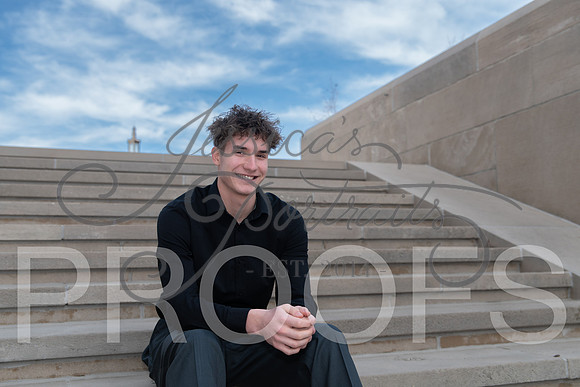 2025-02-01 Stephanie Butler Zayden's Senior Pics Downtown KC_Z63_0874