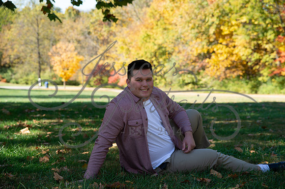 2024-10-26 Dipple Family and Sams Senior pics__JAE2427