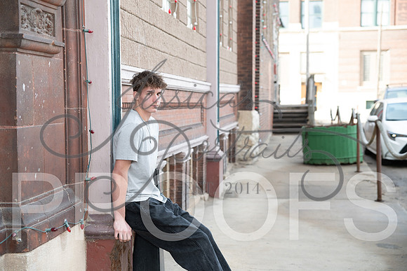 2025-02-01 Stephanie Butler Zayden's Senior Pics Downtown KC_Z63_0805