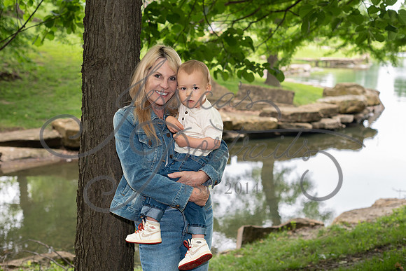 2025-05-23 Wendy and Julie with Baby Max Garney park_Z63_5618