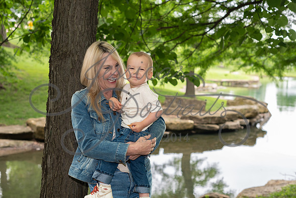 2025-05-23 Wendy and Julie with Baby Max Garney park_Z63_5624