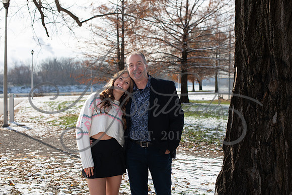 2024-12-01 Lisa Burfeind Downtown Parkville_DSC_9677