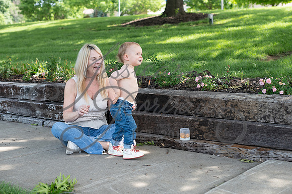 2025-05-23 Wendy and Julie with Baby Max Garney park_Z63_5903
