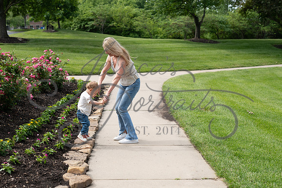 2025-05-23 Wendy and Julie with Baby Max Garney park_Z63_5814
