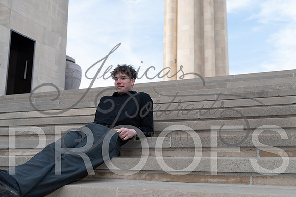 2025-02-01 Stephanie Butler Zayden's Senior Pics Downtown KC_Z63_0867