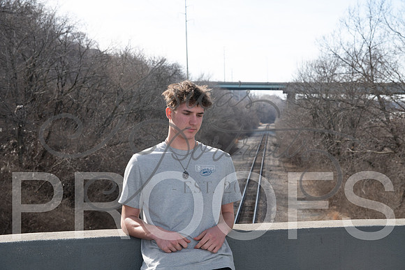 2025-02-01 Stephanie Butler Zayden's Senior Pics Downtown KC_Z63_0780