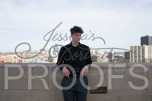 2025-02-01 Stephanie Butler Zayden's Senior Pics Downtown KC_Z63_0816