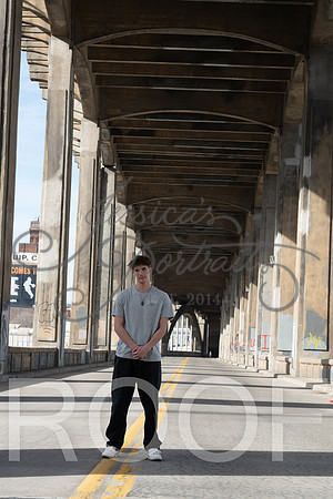 2025-02-01 Stephanie Butler Zayden's Senior Pics Downtown KC_Z63_0764