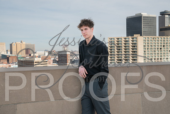 2025-02-01 Stephanie Butler Zayden's Senior Pics Downtown KC_Z63_0824