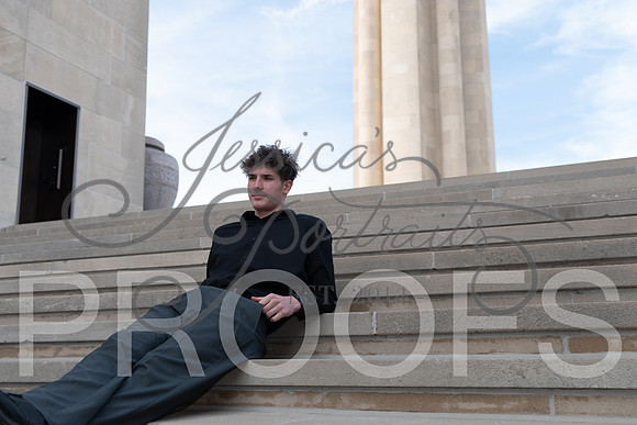 2025-02-01 Stephanie Butler Zayden's Senior Pics Downtown KC_Z63_0868
