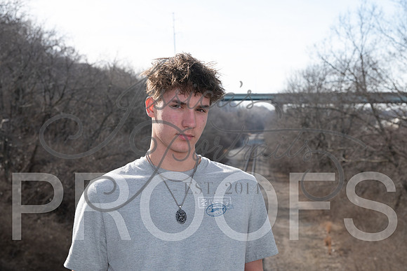 2025-02-01 Stephanie Butler Zayden's Senior Pics Downtown KC_Z63_0784