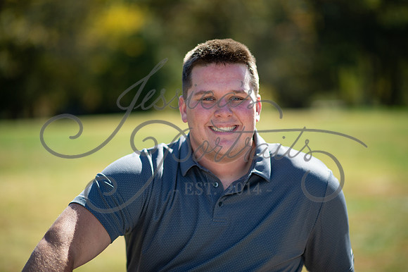 2024-10-26 Dipple Family and Sams Senior pics__JAE2317