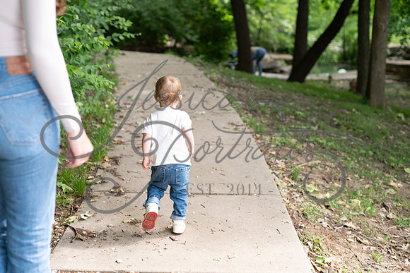 2025-05-23 Wendy and Julie with Baby Max Garney park_Z63_5674