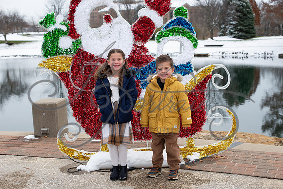 2024-12-01 Marika Briel at Charles Garney Park_DSC_9789