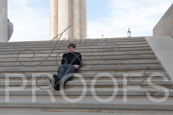 2025-02-01 Stephanie Butler Zayden's Senior Pics Downtown KC_Z63_0866
