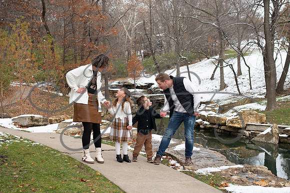 2024-12-01 Marika Briel at Charles Garney Park_DSC_9804