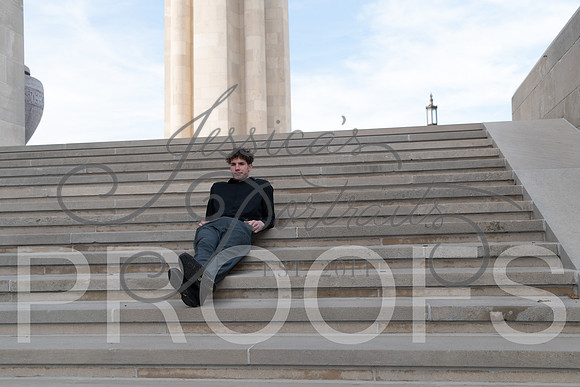 2025-02-01 Stephanie Butler Zayden's Senior Pics Downtown KC_Z63_0865