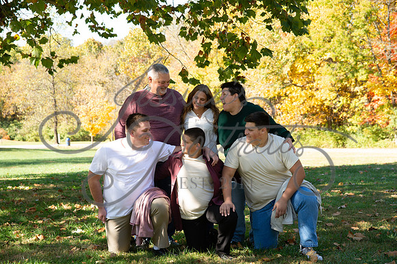 2024-10-26 Dipple Family and Sams Senior pics__JAE2494